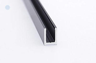 П-подібний чорний профіль з алюмінію 17×12×17 мм (3 м) для скла 8 мм