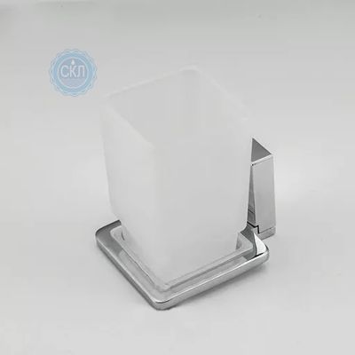 Склянка для щіток Frap F1806, квадратна, дві накладки, білий/хром